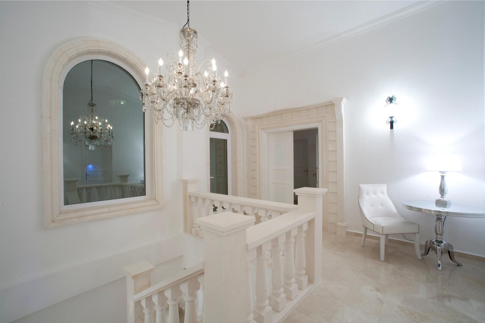 Landing with marble flooring